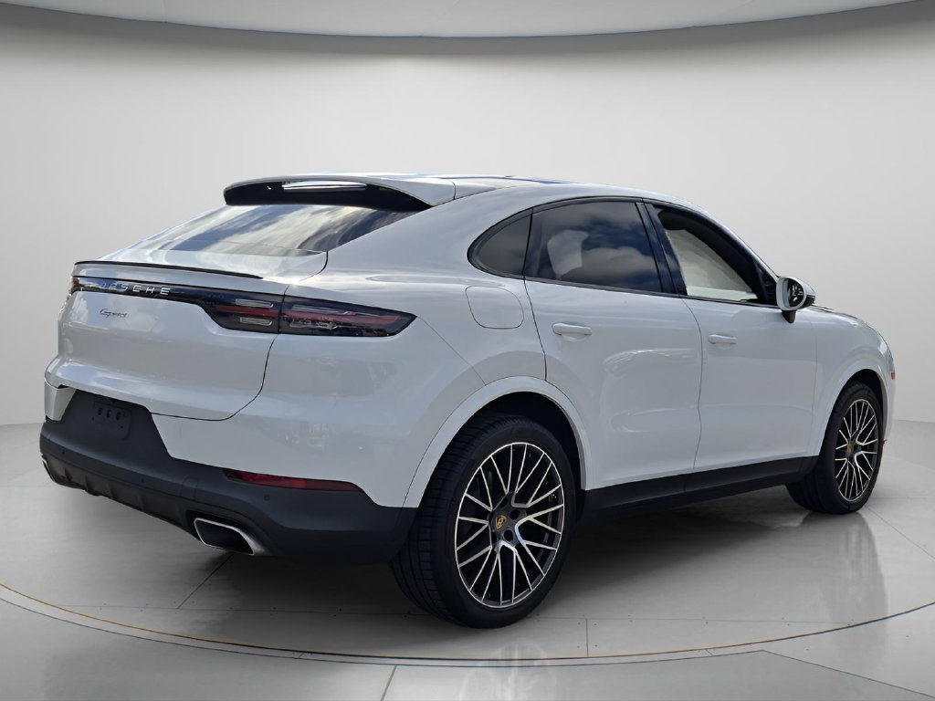 2022 Porsche Cayenne Coupe