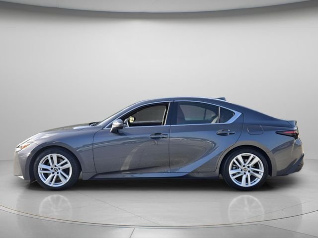 2025 LEXUS IS 300