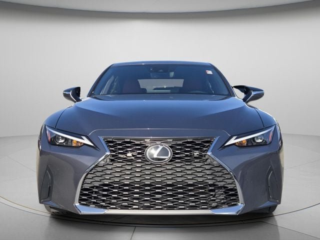 2025 LEXUS IS 300